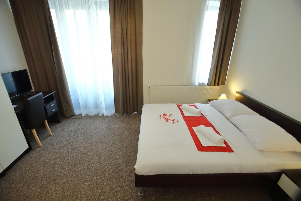 Sobe Oliva Hotel Zagreb Exterior foto